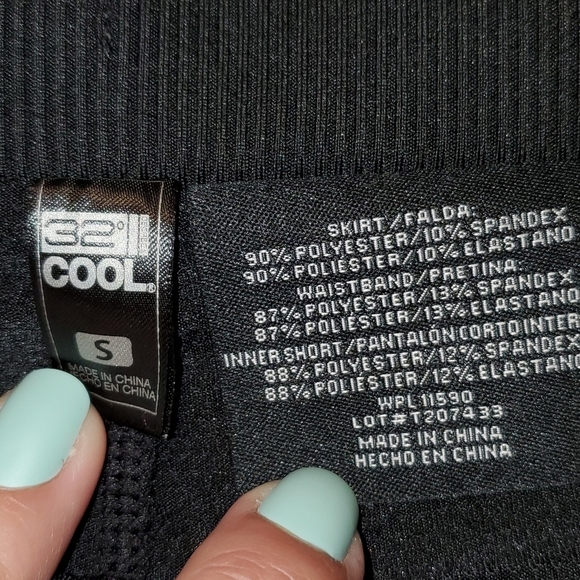 Black mini skirt athletic small - Picture 7 of 10